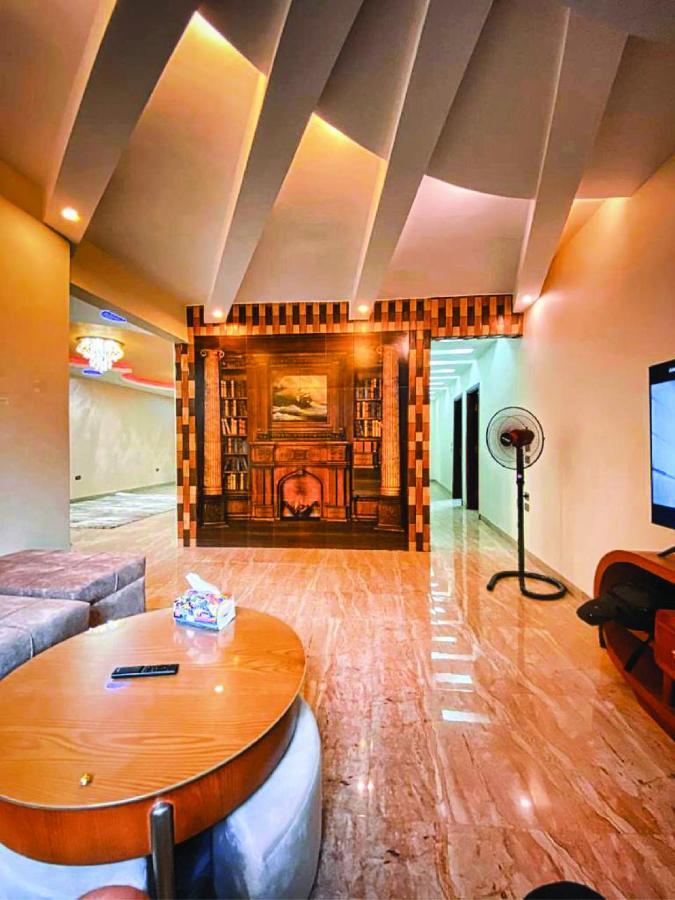 Pyramids Cleopatra Luxurious * Kairo