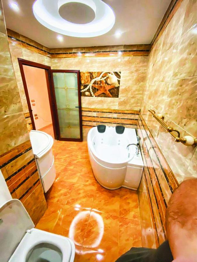 Apartment Pyramids Cleopatra Luxurious *