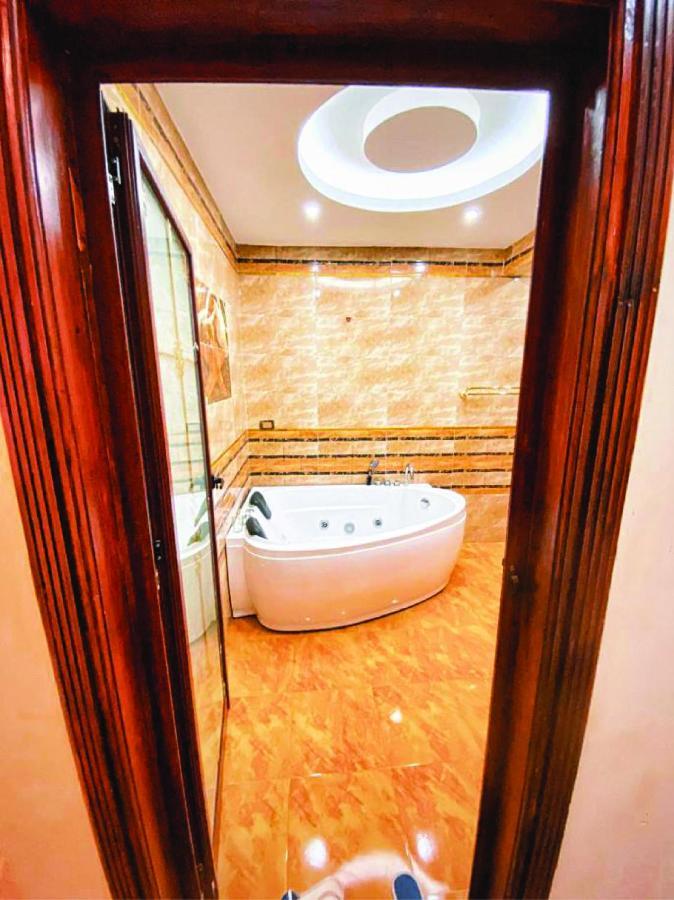 Pyramids Cleopatra Luxurious Apartment