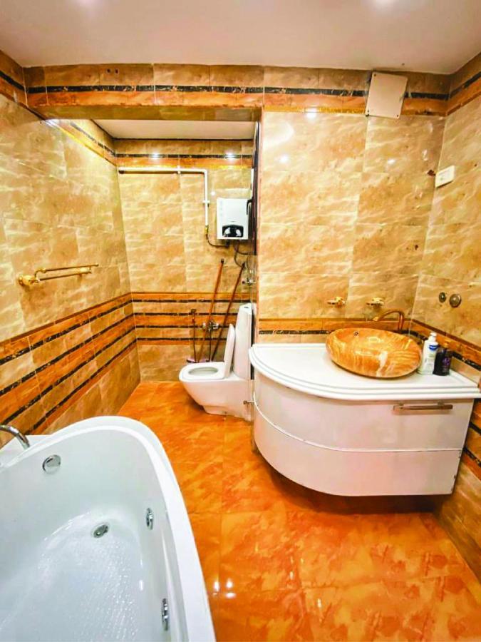Apartment Pyramids Cleopatra Luxurious *